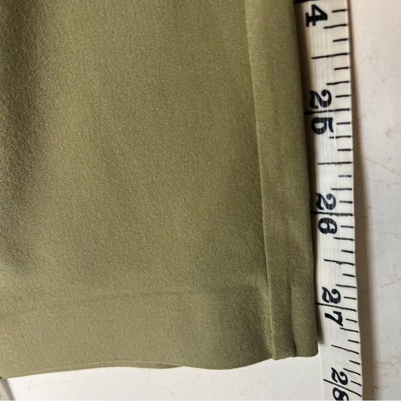 Athleta Brooklyn Mid Rise Ankle Pant Moss Olive Green Ribbed Textured, size 8 - Picture 16 of 16